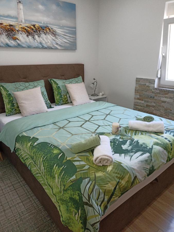 Apartman Lara Zadarアパートメント エクステリア 写真